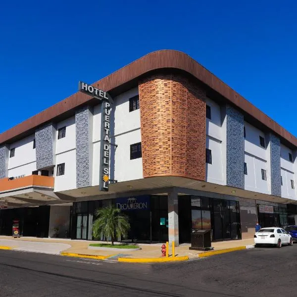 太阳门酒店，位于La Barqueta的酒店