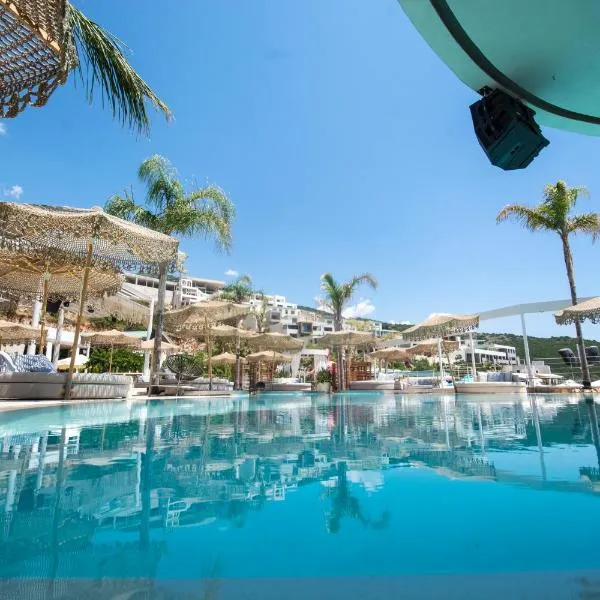 Folie Marine Beach Hotel Club，位于Ilias的酒店