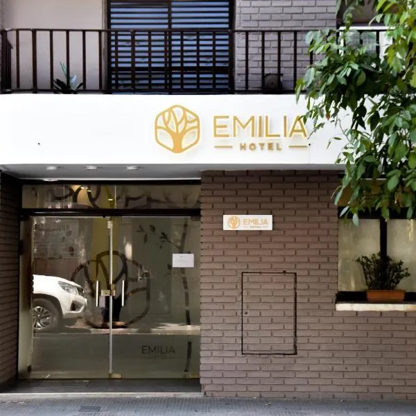 EMILIA HOTEL，位于罗萨里奥的酒店