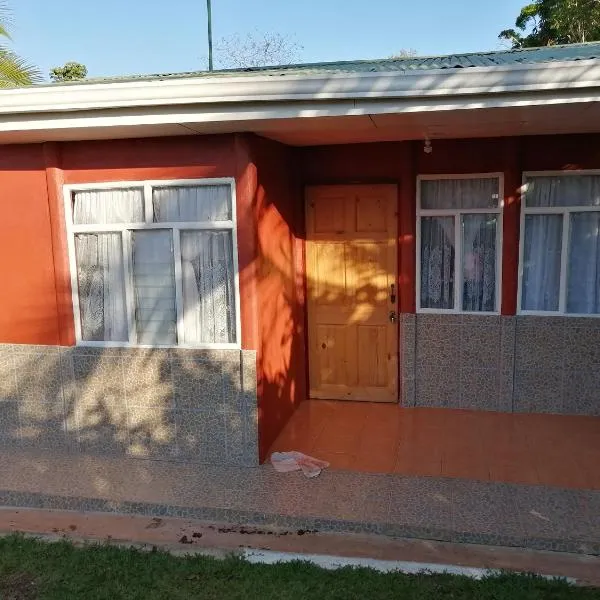 Casa Los Ángeles，位于Ángeles的酒店