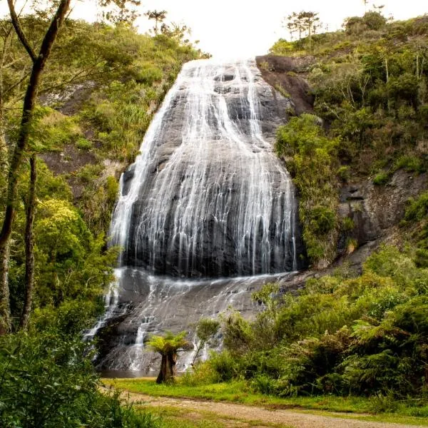 Pousada Cascata Véu de Noiva，位于乌鲁比西的酒店