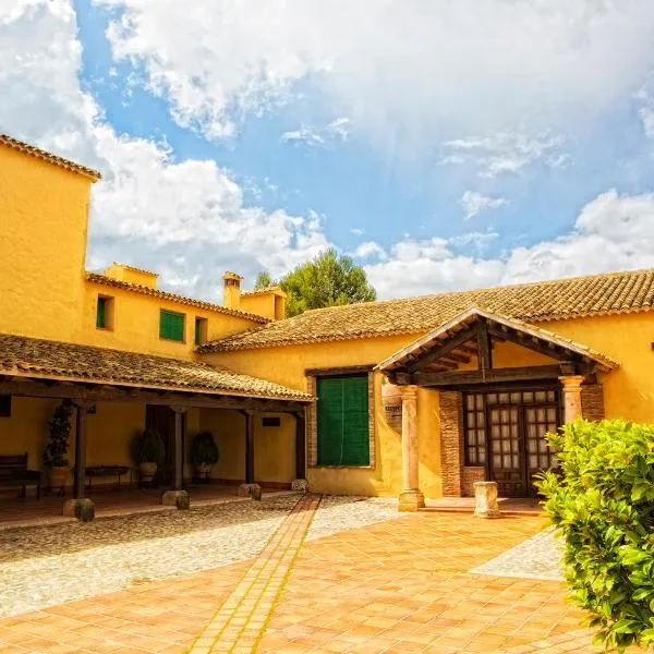 博得加拉文塔酒店，位于Casas de los Pinos的酒店