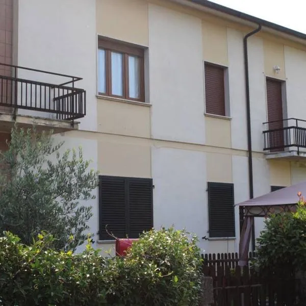 Appartamento La Cicala，位于Fornovolasco的酒店