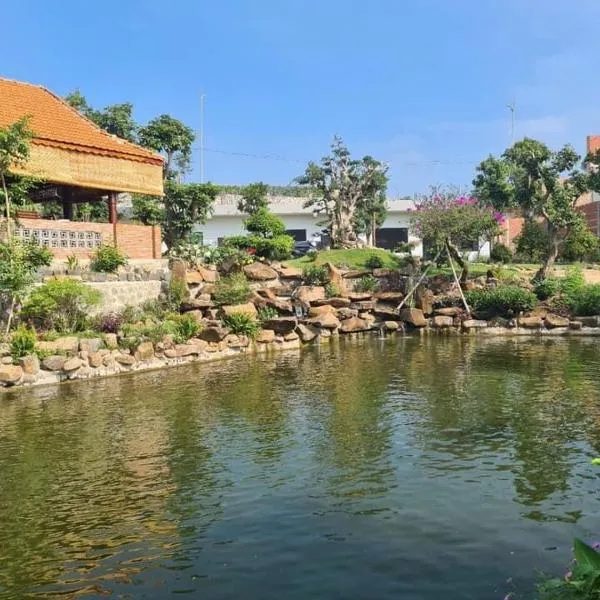 SUỐI RAO VALLEY - cách Hồ Tràm 17km，位于Ấp Xuân Khai的酒店