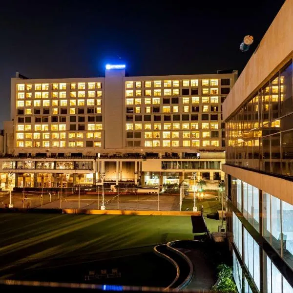 Wyndham Ahmedabad Shela，位于Bavla的酒店