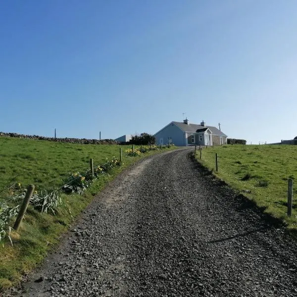 Atlantic Way Farmhouse，位于拉辛赫的酒店