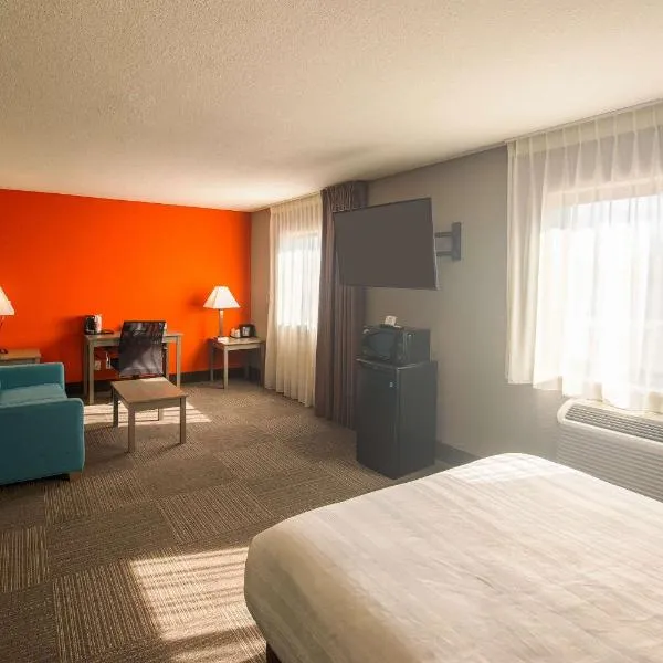 Quality Inn & Suites，位于卡柳梅特城的酒店