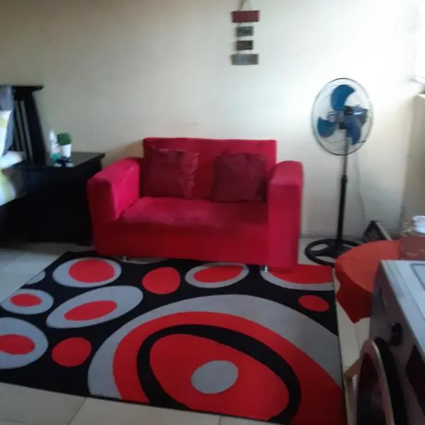 Lapa la Bakgatlha guest house，位于约翰内斯堡的酒店