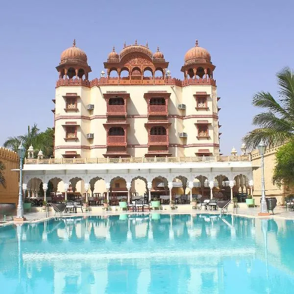 杰格德宫酒店，位于Narwar的酒店