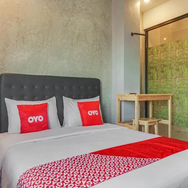 OYO 90305 De Umbrela Mansion Syari'ah Ciputat，位于Sawangan的酒店