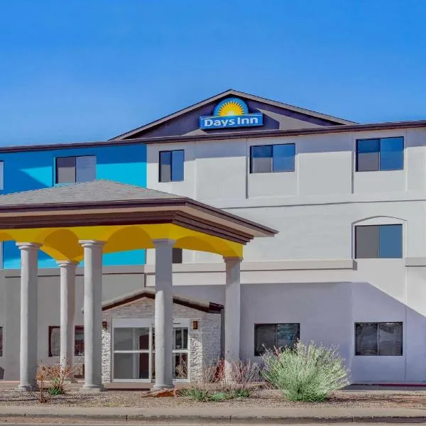 伯纳利欧/北阿尔伯克基戴斯酒店，位于Santa Ana Pueblo的酒店