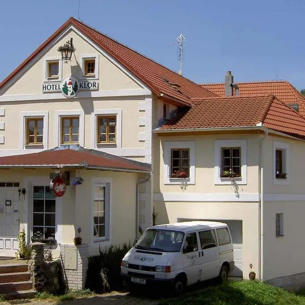 科罗尔酒店，位于Dolní Stropnice的酒店