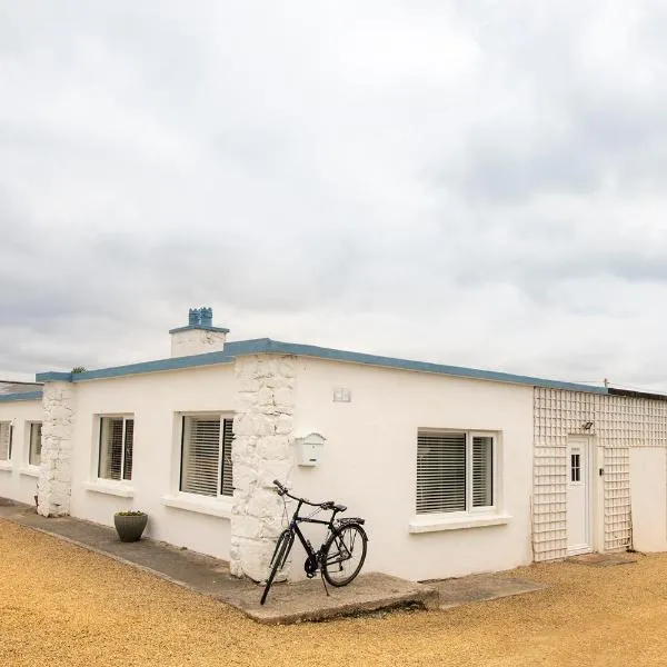 Beachcomber Cottages，位于巴利康尼利的酒店