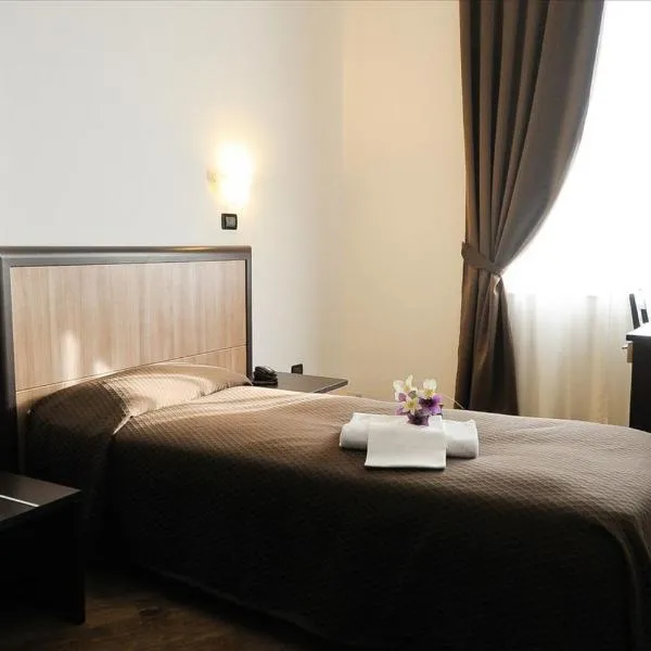 肖邦酒店，位于San Quirico in Val di Polcevera的酒店