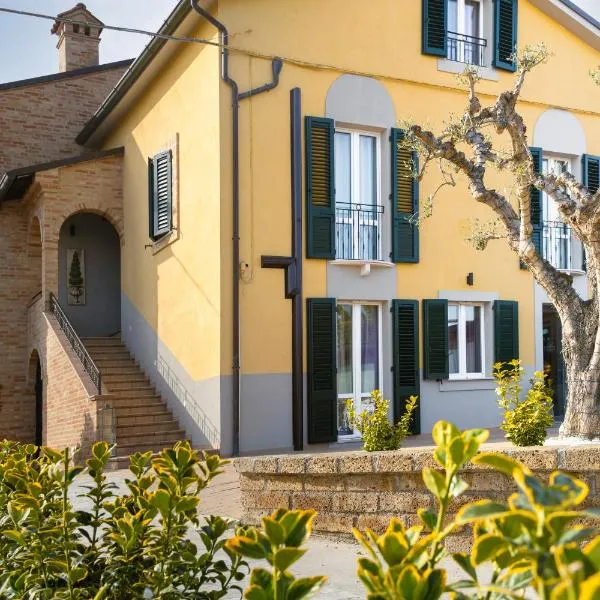 La Locanda dei Cavalieri Country House，位于西维尔诺瓦·马尔凯的酒店