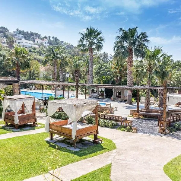 El Cortijo de Zahara by QHotels，位于萨阿拉德洛斯阿图内斯的酒店