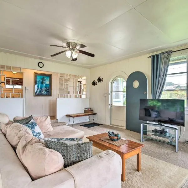Hilo Home Base - 3 Miles to State Park and Beach!，位于希洛的酒店
