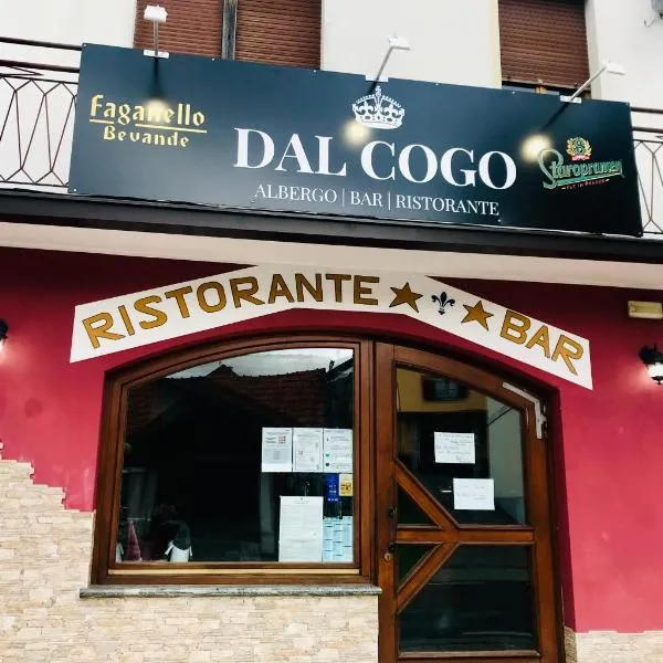 Albergo Ristorante Dal Cogo，位于Garna dʼAlpago的酒店