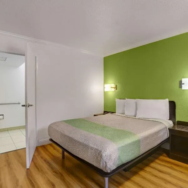 帝王市6号汽车旅馆，位于金城的酒店