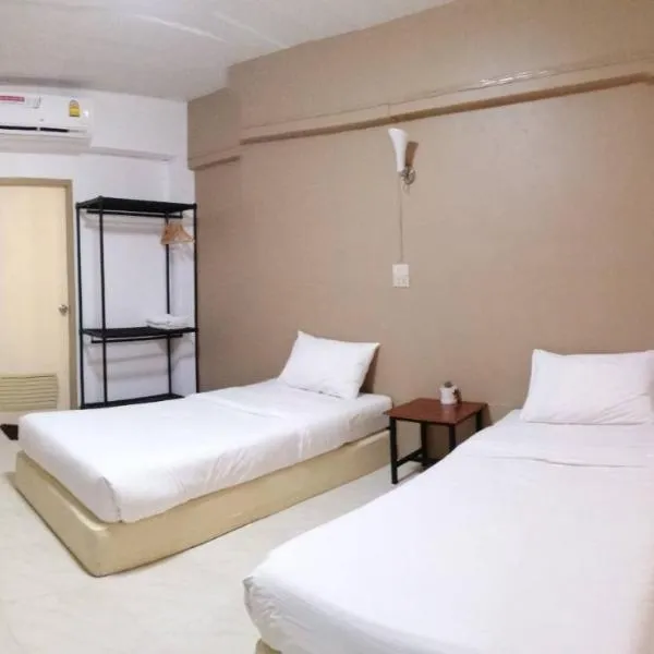 Phuviewplace Hotel - โรงแรมภูวิวเพลส，位于Thoeng的酒店