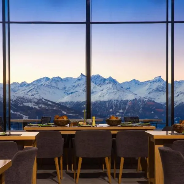 Chetzeron Ski-in & Ski-out，位于克莱恩 蒙塔纳的酒店