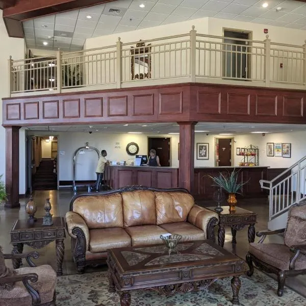 Heritage Inn and Suites，位于Amory的酒店