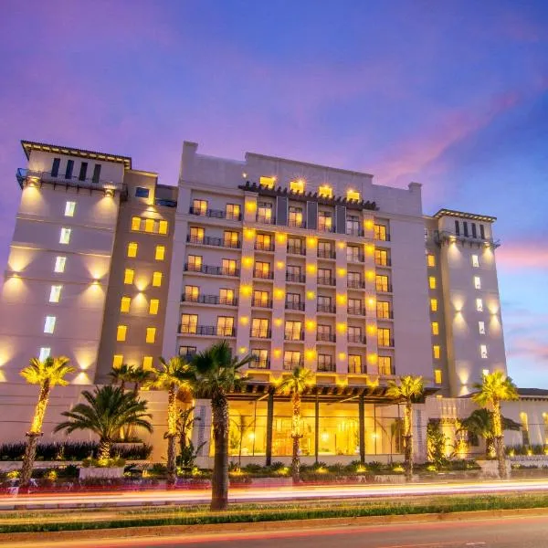 Torre Lucerna Hotel Ensenada，位于恩塞纳达港的酒店