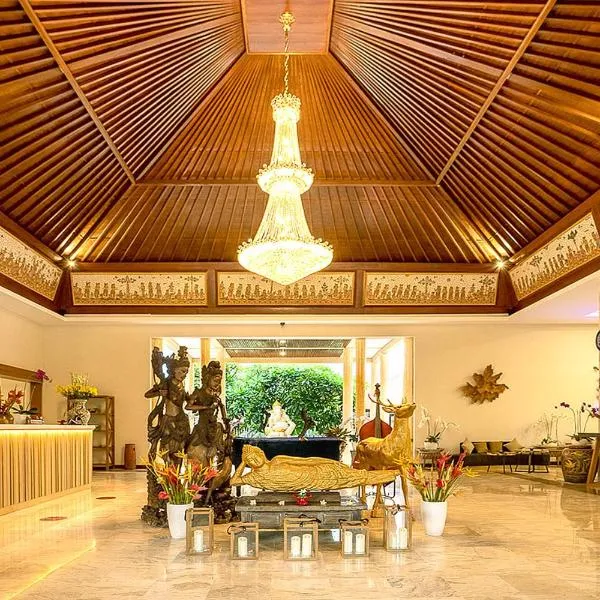 New Sunari Lovina Beach Resort，位于Labuanhaji的酒店