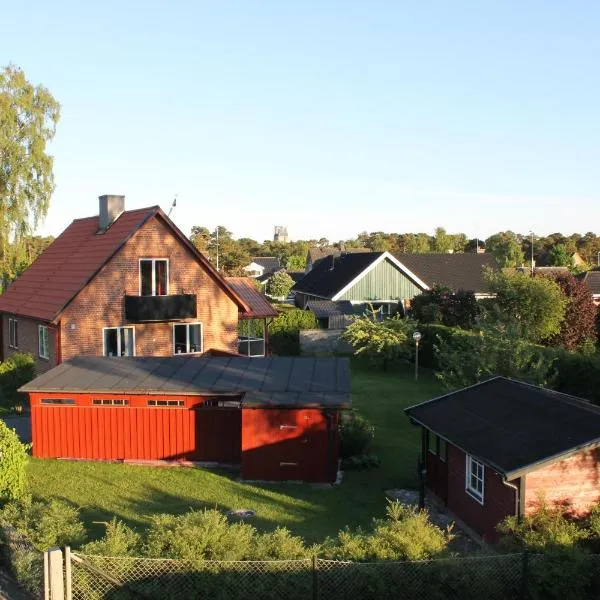 Kärraton Stugor Centrala Åhus，位于奥胡斯的酒店