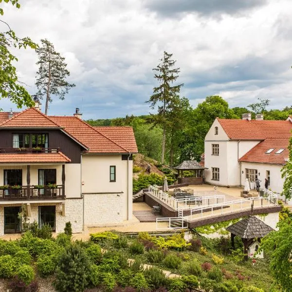 Berberys Park Hotel，位于卡齐米日-多尔尼的酒店