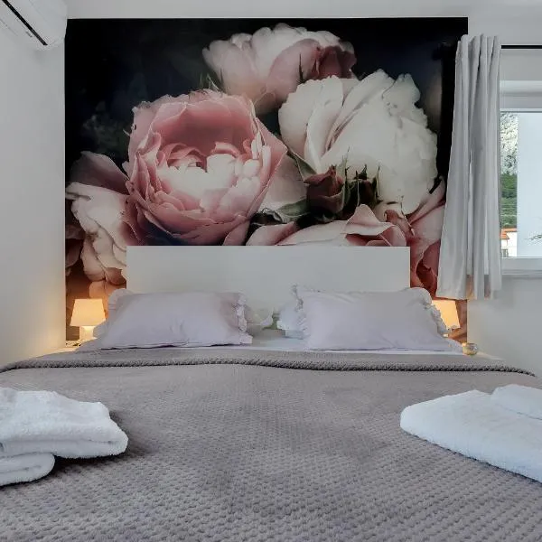 Studio apartmani Buljan，位于马卡尔斯卡的酒店