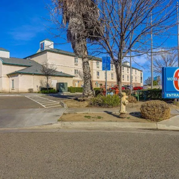 Motel 6-Lemoore, CA，位于勒穆尔的酒店