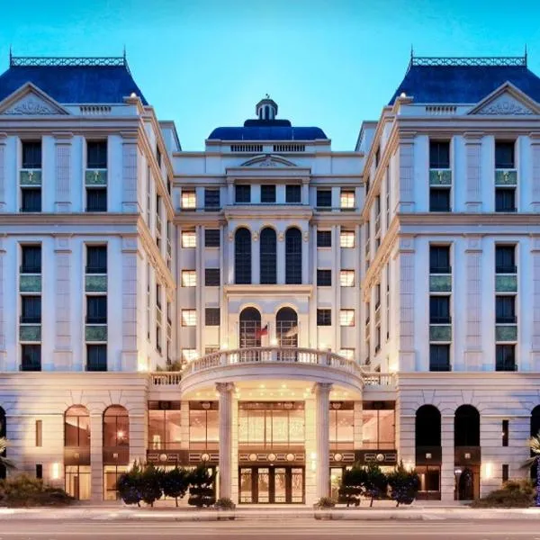 苗栗馥艺金郁金香酒店，位于头份市的酒店