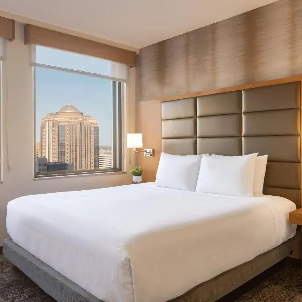 Hyatt Place Houston Downtown，位于Bellaire Junction的酒店