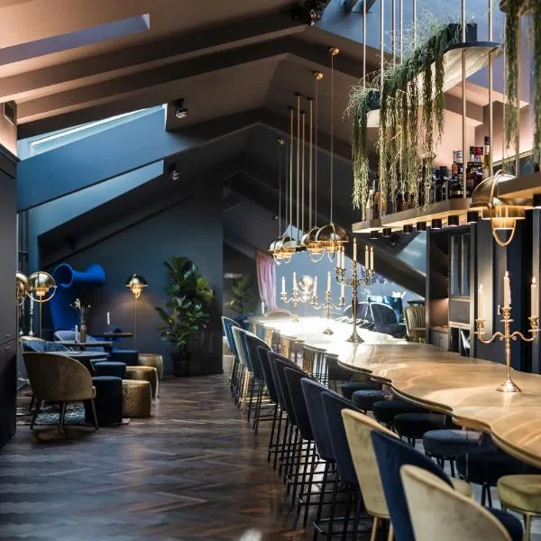 Altstadthotel Weisses Kreuz，位于因斯布鲁克的酒店