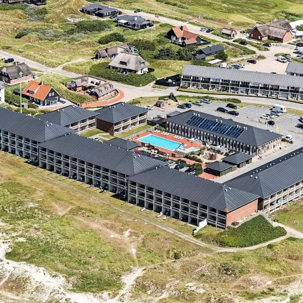 4 person holiday home on a holiday park in Fanø，位于凡岛的酒店