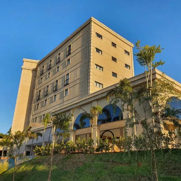 Class Hotel Piracicaba，位于皮拉西卡巴的酒店