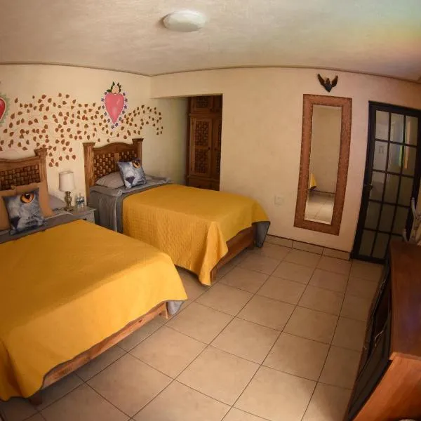 HOTEL CASA LIMON，位于Santa Rosa de Jáuregui的酒店