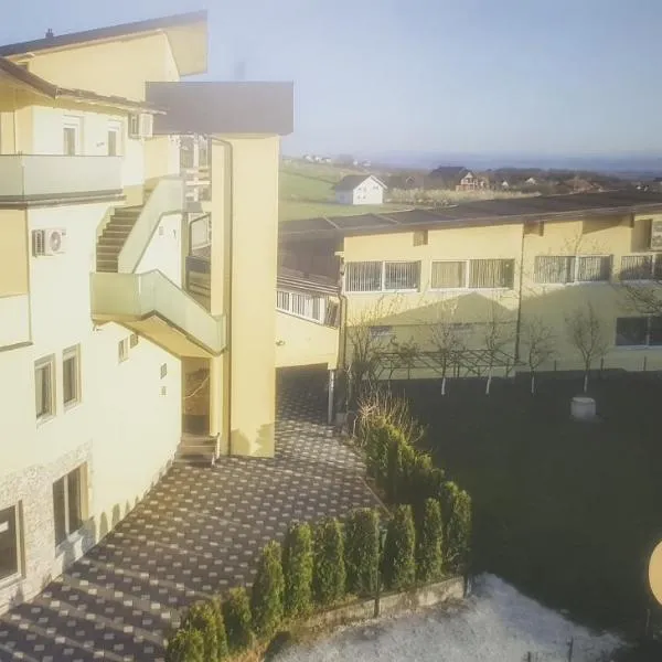 Gold Apartmani Kozarac，位于Kozarac的酒店