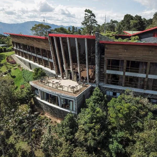 Hotel Piedras Blancas - Comfenalco Antioquia，位于瓜尔内的酒店