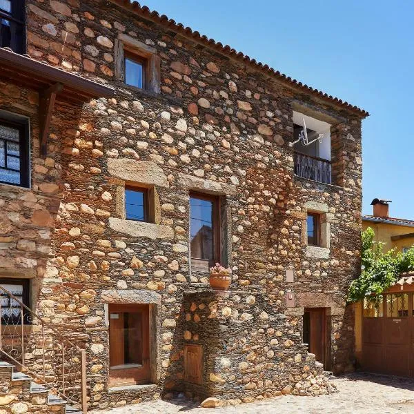 Casa da Pedra Rolada，位于Janeiro de Baixo的酒店