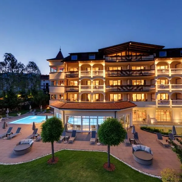 Majestic Hotel & Spa Resort，位于梅拉诺的酒店