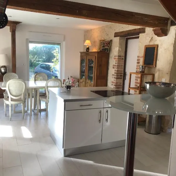 Moulin en bord de rivière - logement entier，位于Chevillon-sur-Huillard的酒店