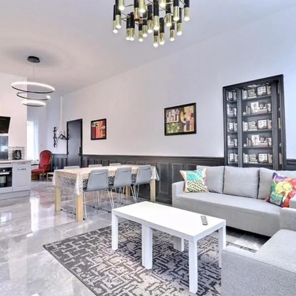 Les Appartements Fénelon，位于乐卡图的酒店