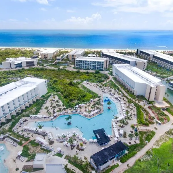 Grand Palladium Costa Mujeres Resort & Spa - All Inclusive，位于Chacmuchuch的酒店