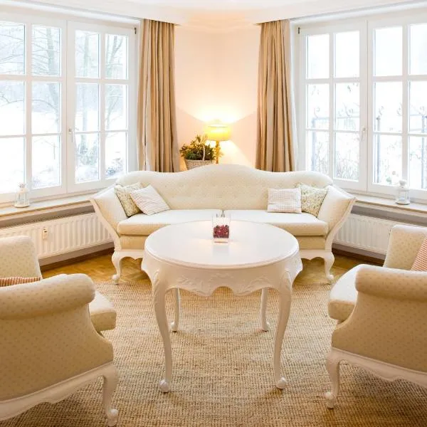 Romantik Hotel Landhaus Bärenmühle，位于弗兰克瑙的酒店