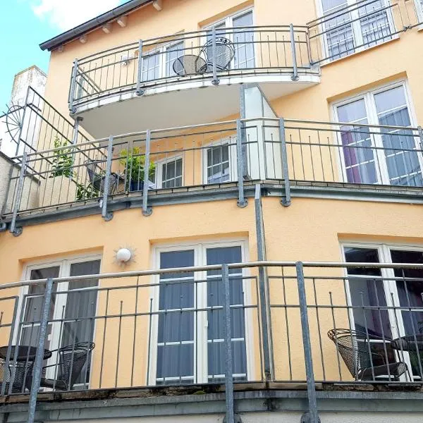 Villa Viktoria 1 - Apartments - City center，位于Ebenhausen Werk的酒店