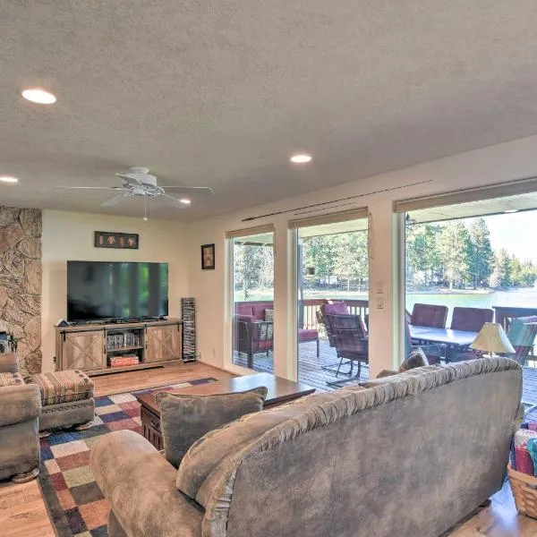 House with Private Deck on the Rock Creek Reservoir!，位于Tygh Valley的酒店