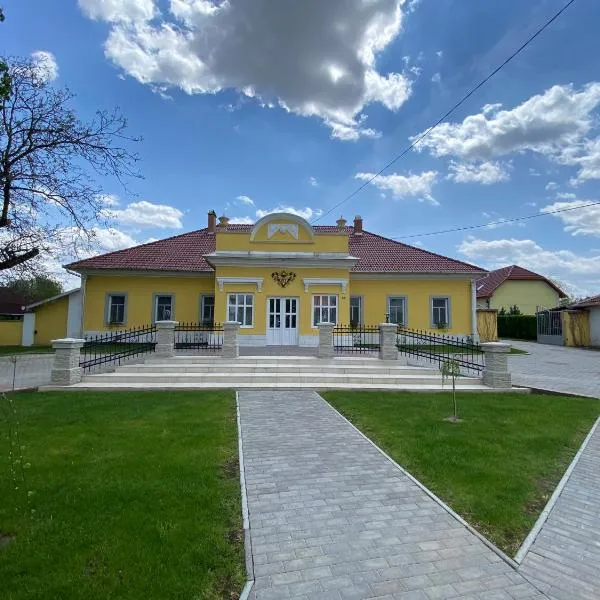 Kúria Vendégház，位于Borsodivánka的酒店
