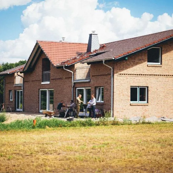 Hirschhof，位于Hohendorf的酒店